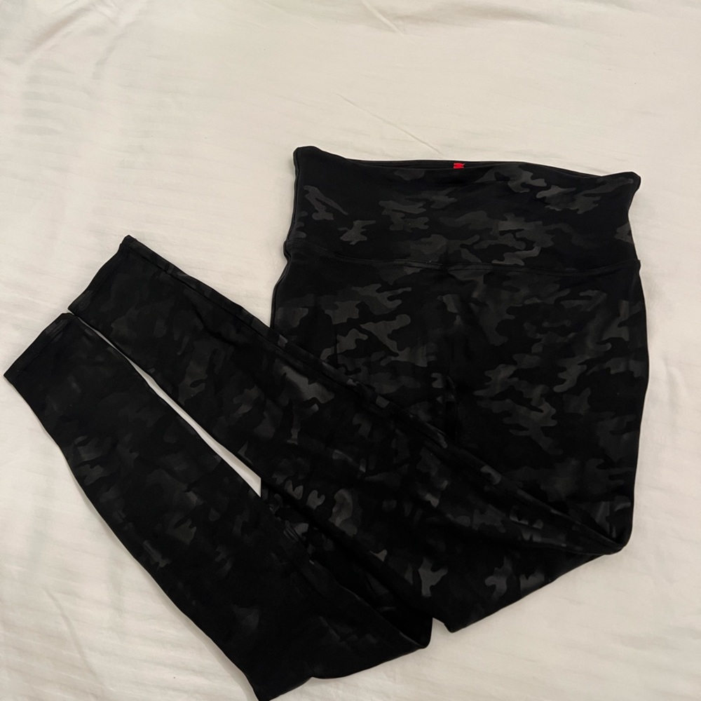 SPANX Faux Leather Camo Leggings